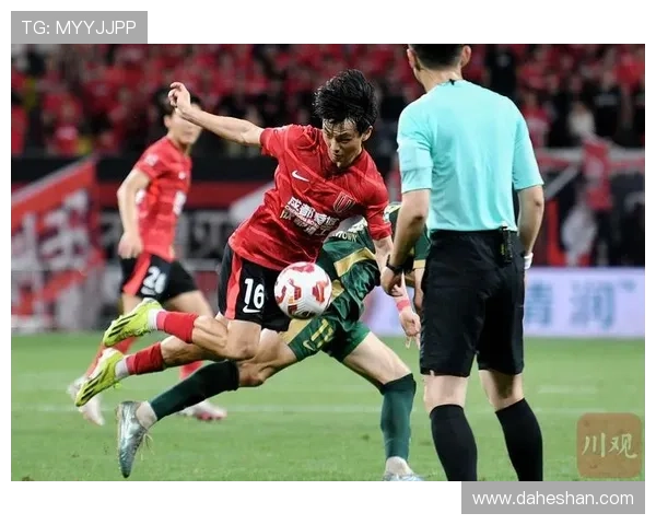 成都篮球队在欧锦赛积分榜上以95分稳居第一名展现强大实力